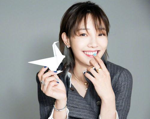 白百何最新新欢爆料,神秘男子引网友热议